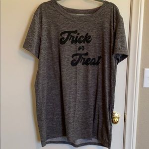 NWOT  Liv Tee Trick or Treat